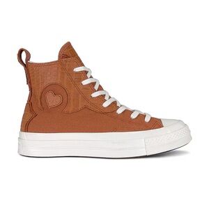 NEW IN BOX - Converse Chuck 70 Sneaker